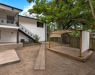 Unit for rent at 525 W Houston St, Tyler, TX, 75702