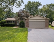 Unit for rent at 1707 Cherrywood Lane, Lindenhurst, IL, 60046