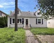 Unit for rent at 830 N Loomis Street, Naperville, IL, 60563