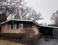 Unit for rent at 1702 W Oakton Street, Arlington Heights, IL, 60004