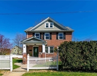 Unit for rent at 16 Union Avenue, Glen Head, NY, 11545