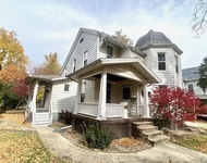 Unit for rent at 612 1/2 E Chestnut Street, Bloomington, IL, 61701