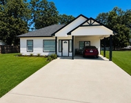 Unit for rent at 676 Bradford Street, Conroe, TX, 77303