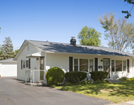 Unit for rent at 114 Mccabe Drive, Streamwood, IL, 60107