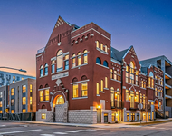 Unit for rent at 505 W Elm Avenue, Chicago, IL, 60610