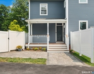 Unit for rent at 220 West Avenue, Darien, CT, 06820