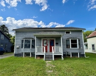 Unit for rent at 145 W Seneca Street, Manlius, NY, 13104