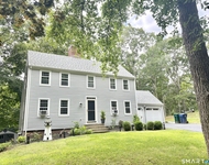 Unit for rent at 2 Oakridge Drive, Old Lyme, CT, 06371