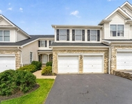 Unit for rent at 7 Pinehurst Cir, Clinton Twp., 08801-1655
