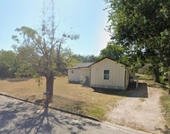Unit for rent at 904 Austin St E, Luling, TX, 78648