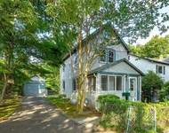Unit for rent at 11 Potters Court, Great Neck, NY, 11024