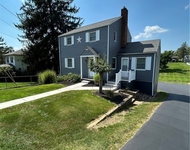 Unit for rent at 1061 Park Ave, Washington, PA, 15301