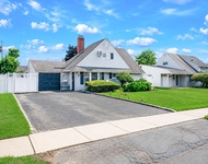 Unit for rent at 90 Twin Lane N, Wantagh, NY, 11793