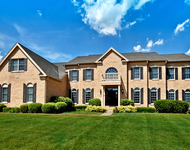 Unit for rent at 8 Turnbury Court, Hawthorn Woods, IL, 60047