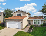 Unit for rent at 1964 Crescent Lane, Hoffman Estates, IL, 60169