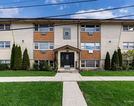 Unit for rent at 7005 W Gunnison Street, Harwood Heights, IL, 60706