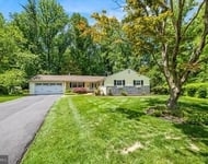 Unit for rent at 40 Pineknoll Drive, LAWRENCE TOWNSHIP, NJ, 08648
