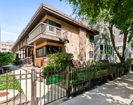 Unit for rent at 428 W Wellington Avenue, Chicago, IL, 60657