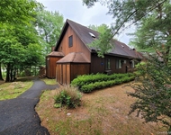 Unit for rent at 14 Lakeside Drive, Monticello, NY, 12701