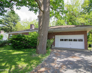 Unit for rent at 59 Parkwood Drive, Colonie, NY, 12205