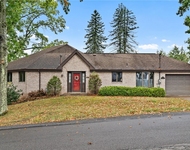Unit for rent at 1301 Grandview Ave, Glenshaw, PA, 15116
