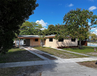 Unit for rent at 285 Ne 43rd Street, Deerfield Beach, FL, 33064