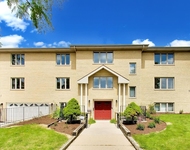Unit for rent at 920 N Northwest Highway, Park Ridge, IL, 60068