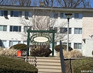 Unit for rent at 32 Sigwin Circle, Wallingford, CT, 06492