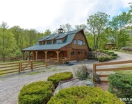 Unit for rent at 555 West Purchase Road, Southbury, CT, 06488