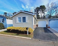 Unit for rent at 21 Village Circle E, Manorville, NY, 11949