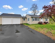 Unit for rent at 8 Danville, Plaistow, 03865