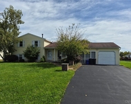 Unit for rent at 7934 Davis Road N, Clay, NY, 13041
