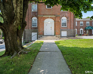 Unit for rent at 156 Garfield Avenue, New London, CT, 06320