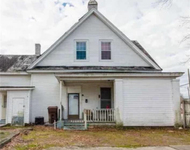 Unit for rent at 401 S Clinton Avenue, Dunn, NC, 28334