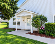 Unit for rent at 1302 S Glen Circle, Aurora, IL, 60506