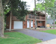 Unit for rent at 956 Deerfield Road, Deerfield, IL, 60015