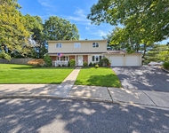 Unit for rent at 20 Bradbury Court, Holbrook, NY, 11741