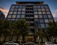 Unit for rent at 900 W Washington Boulevard, Chicago, IL, 60607