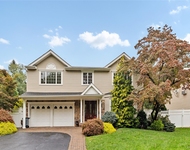 Unit for rent at 32 Glenmere Lane, Commack, NY, 11725