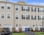 Unit for rent at 5 Farrah Drive, Manahawkin, NJ, 08050