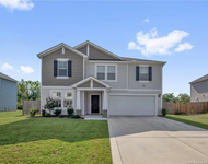 Unit for rent at 204 Hornet Drive, Raeford, NC, 28376