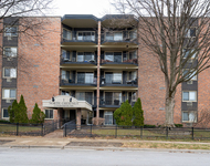 Unit for rent at 1 N Chestnut Avenue, Arlington Heights, IL, 60005