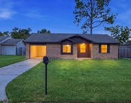 Unit for rent at 802 E Stadium Court, Friendswood, TX, 77546