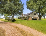 Unit for rent at 9719 I 10 Frontage Road, Sealy, TX, 77474