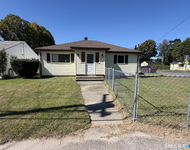 Unit for rent at 178 Spring Lake Road, Waterbury, CT, 06706