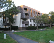 Unit for rent at 13200 W Heiden Circle, Lake Bluff, IL, 60044
