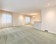Unit for rent at 1400 Huntington Drive, Glenview, IL, 60025