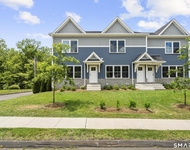 Unit for rent at 61 West Street, Middletown, CT, 06457