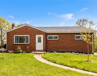 Unit for rent at 1630 Old Brodhead Rd, Monaca, PA, 15061