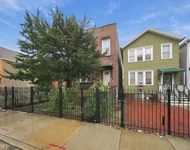 Unit for rent at 2443 W Arthington Street, Chicago, IL, 60612